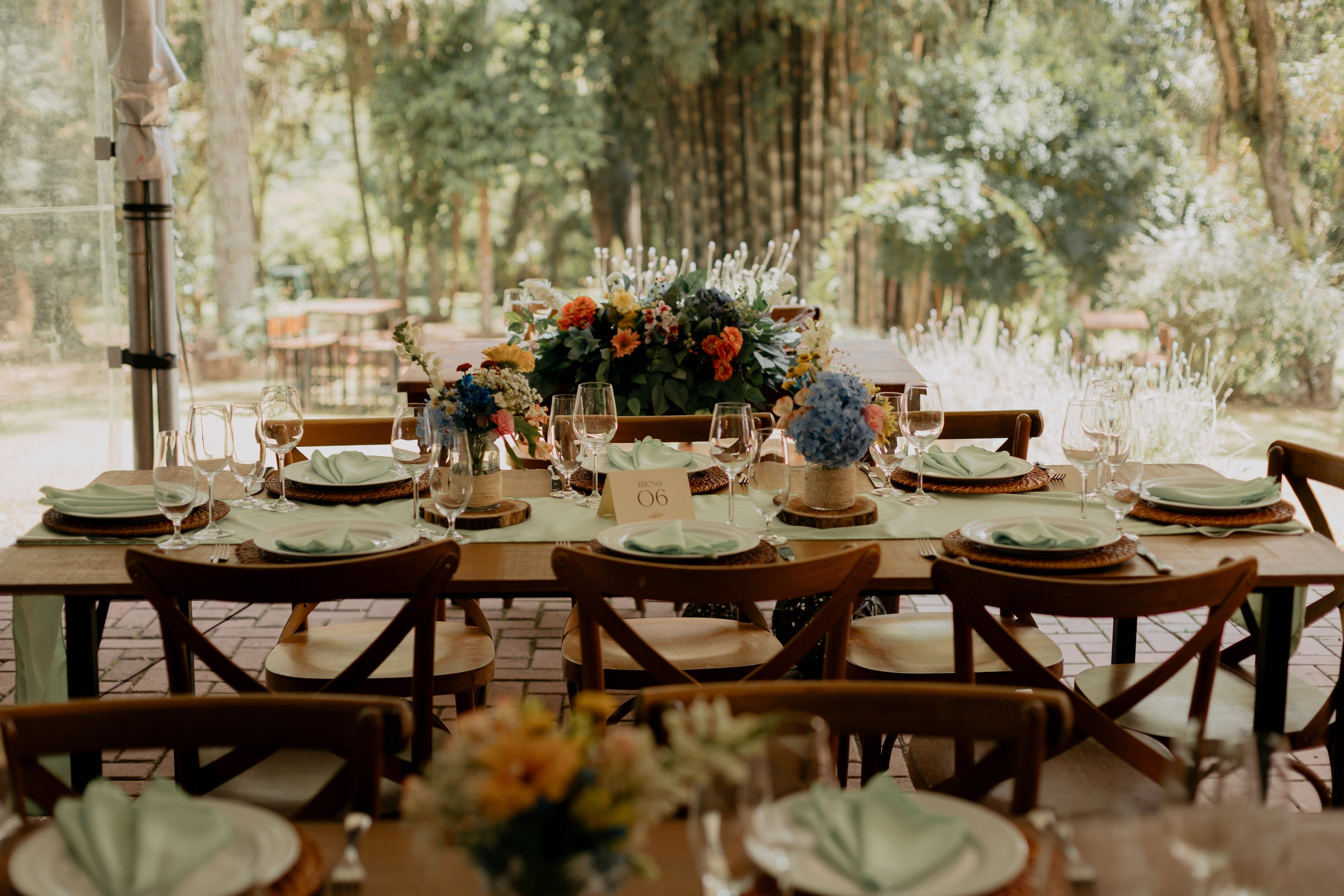 Equipe de cerimonial organizada em evento corporativo